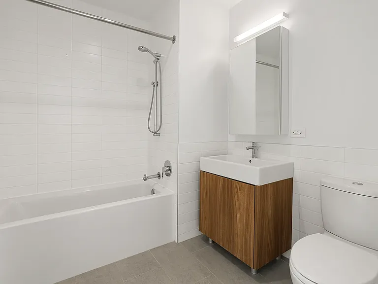 42-20 24th St #28E — Photo 7