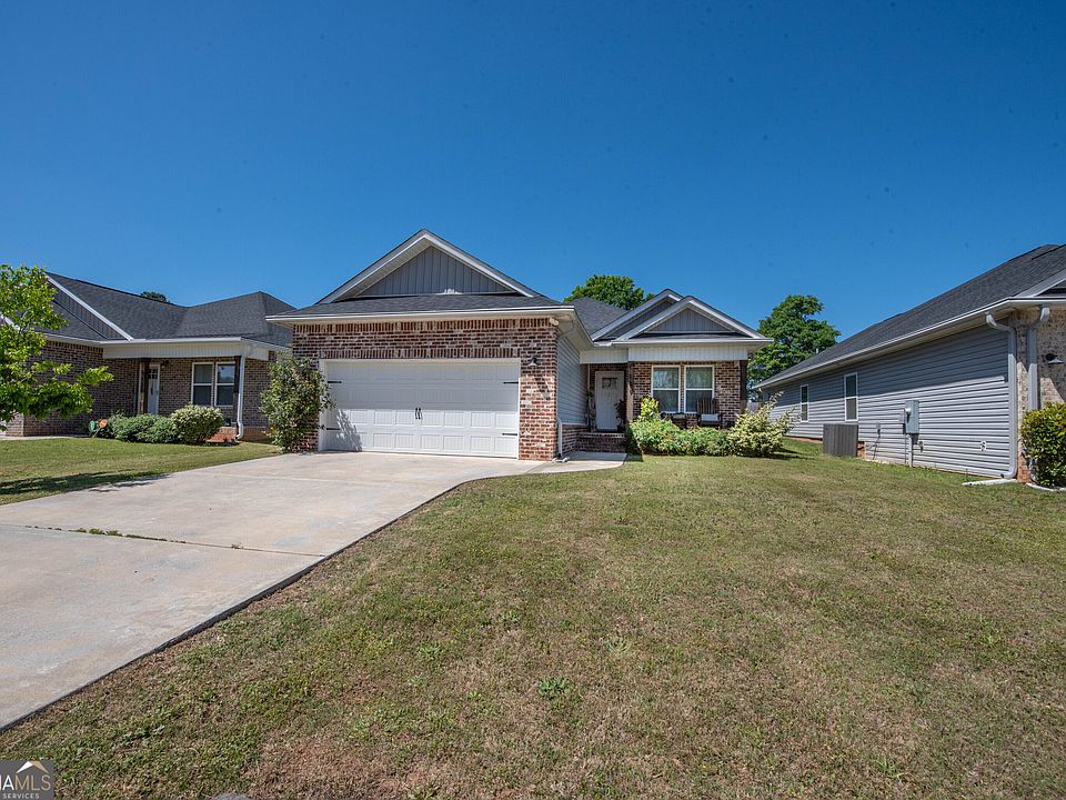 1st image of 139 Northsky Dr
