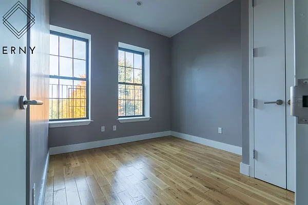 Rented by ERNY LLC | media 3