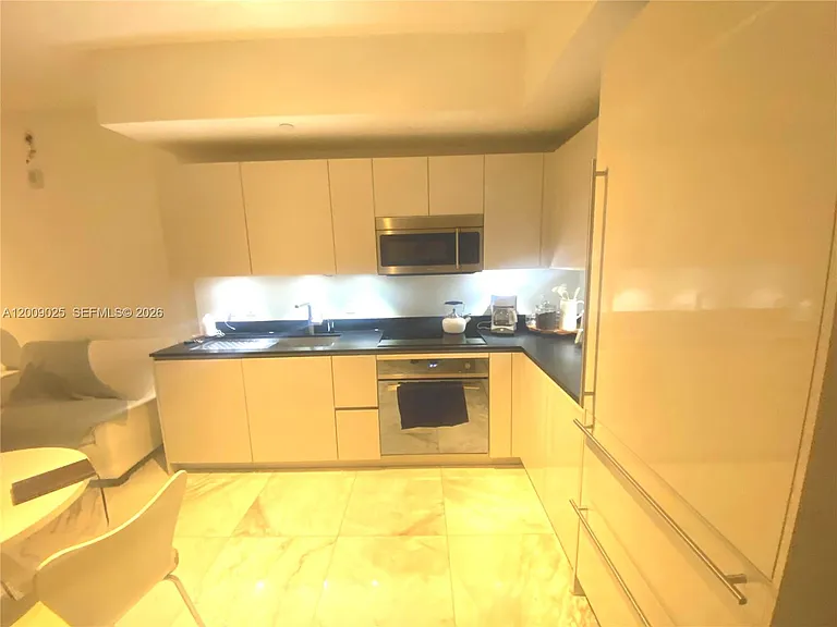 1010 Brickell Ave #2910 — Photo 15