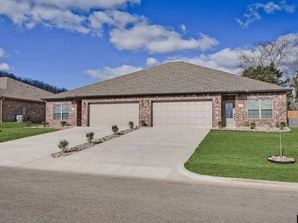 1035 Nottington St, Mountain Home, AR 72653