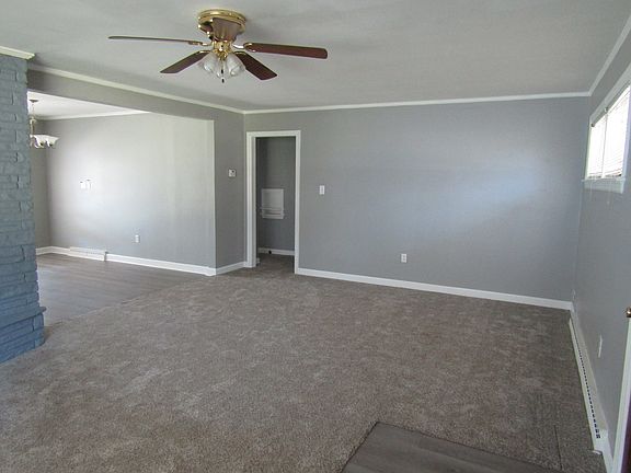 3rd image of 105 S Crescent Dr