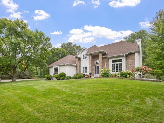 10395 31st Ave N, Plymouth, MN 55441