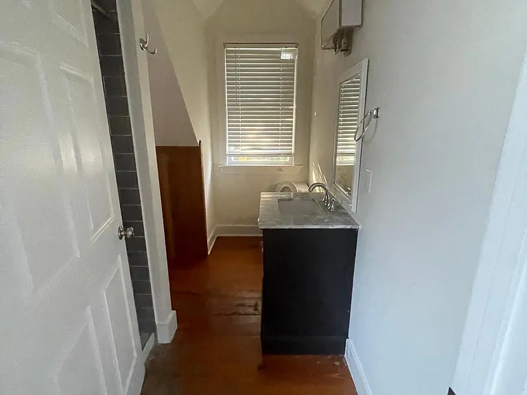 2917 Ion Ave — Photo 15