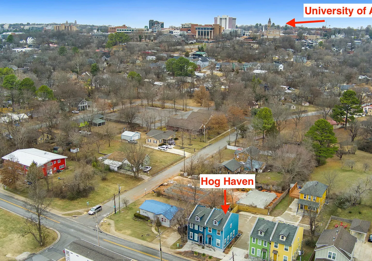Hog Haven - 2 mi to UofA 1 mile to Downtown — Photo 3