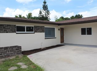 1762 Bonnie Ct, Fort Myers, FL 33901