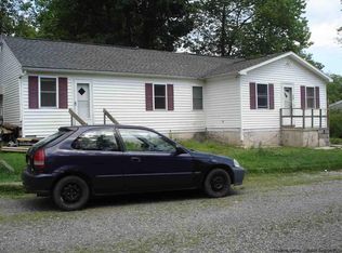 12 Margaret Ln, Ellenville, NY 12428