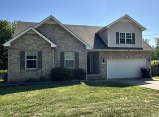 1927 Needmore Rd, Clarksville, TN 37042
