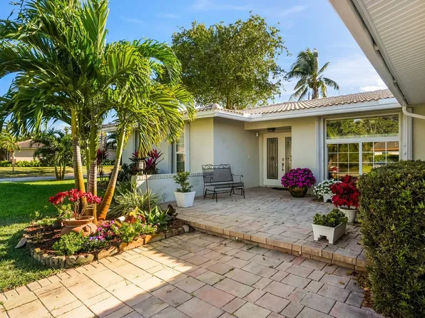 906 NW 83rd Drive, Coral Springs, FL 33071