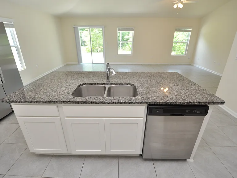 80 Oakleaf Way — Photo 16