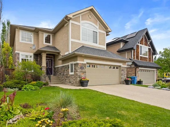 49 E Wentworth Mews SW, Calgary, AB T3H 5K3