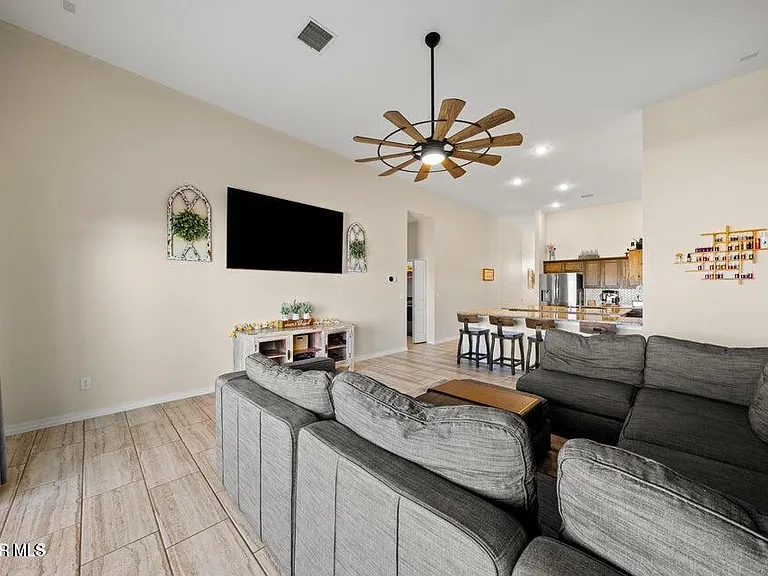 337 Fray Olguin Ct — Photo 3