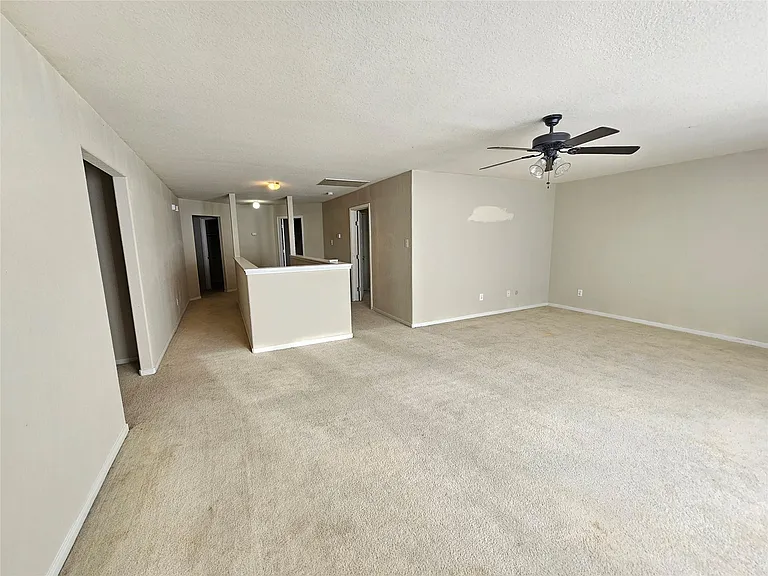 11015 Walkup Way — Photo 15