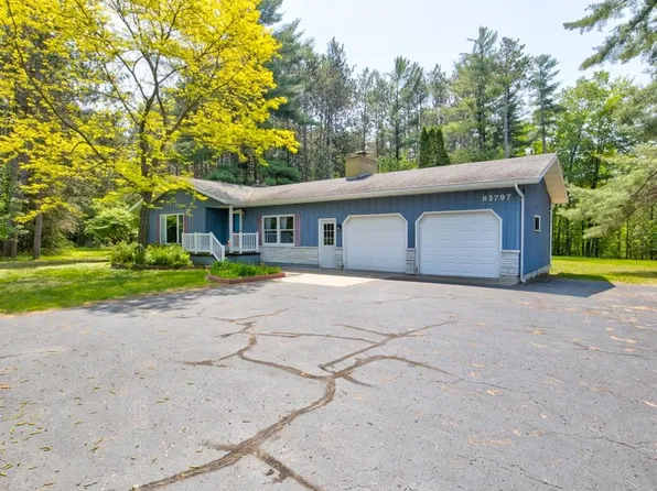 N3797 River Side Dr, Peshtigo, WI 54157