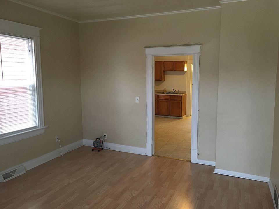 1st image of 1224 Park Ave #1