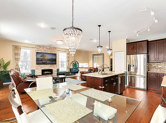 4th image of 1680 Dogwood Ln