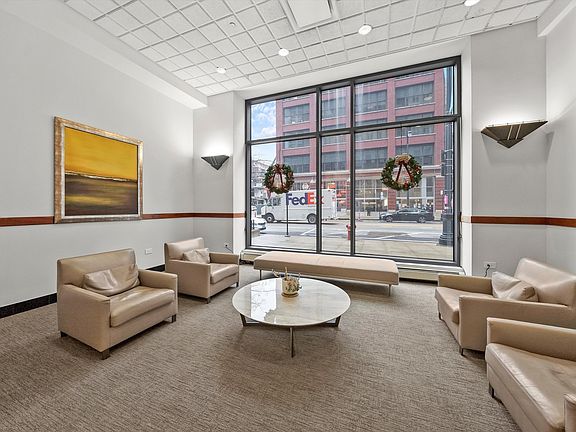 4th image of 1111 S Wabash Ave APT 1905