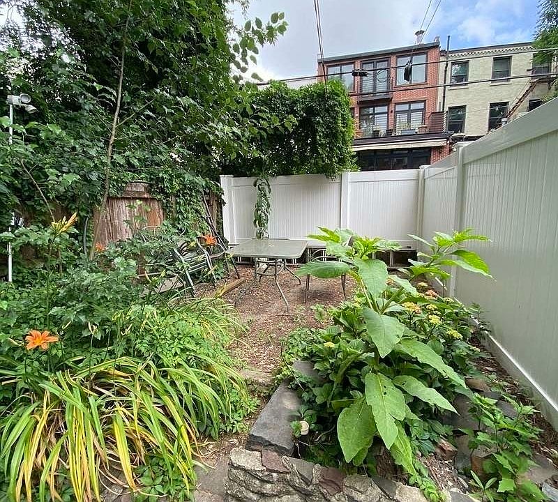 1st image of 51 Douglass St #1A