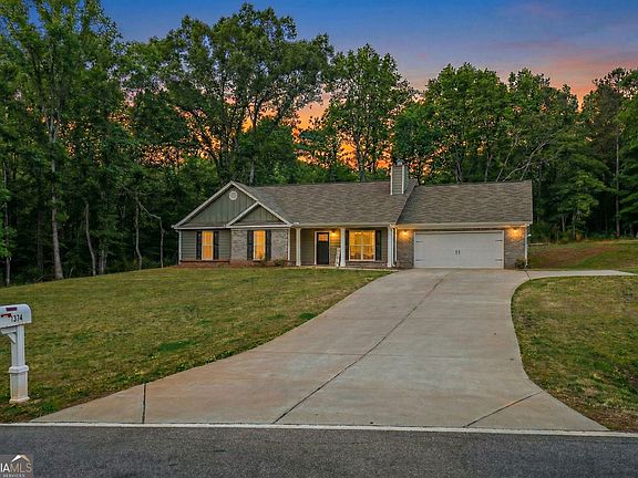 2nd image of 1374 Hardigree Rd