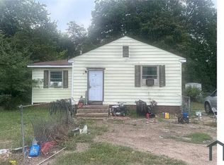 445 Thomas St, Greenville, MS 38703