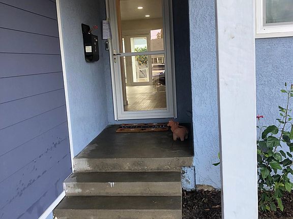 3rd image of 2729 Nipomo Ave