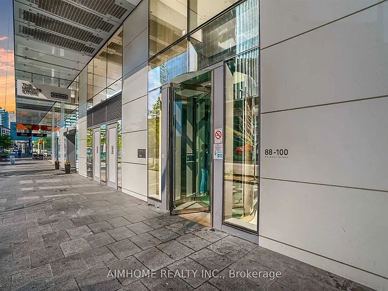 88 Harbour St #2611 — Photo 18