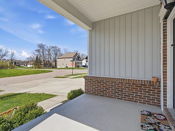 5th image of 7606 Harwood Ct