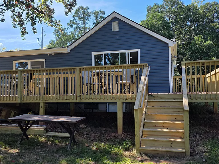 297 Lakestone Rd — Photo 1
