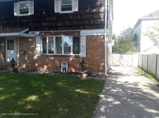 53 Northfield Ave, Staten Island, NY 10303