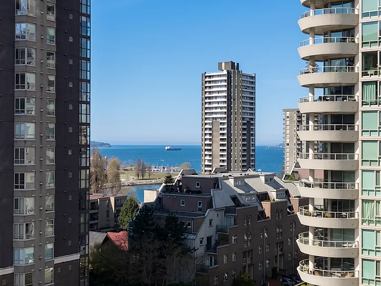 1330 Burrard St #2319 — Photo 1