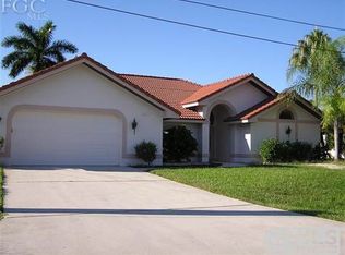 303 SE 33rd Ter, Cape Coral, FL 33904