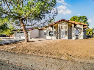 39419 166th St E, Lake Los Angeles, CA 93591
