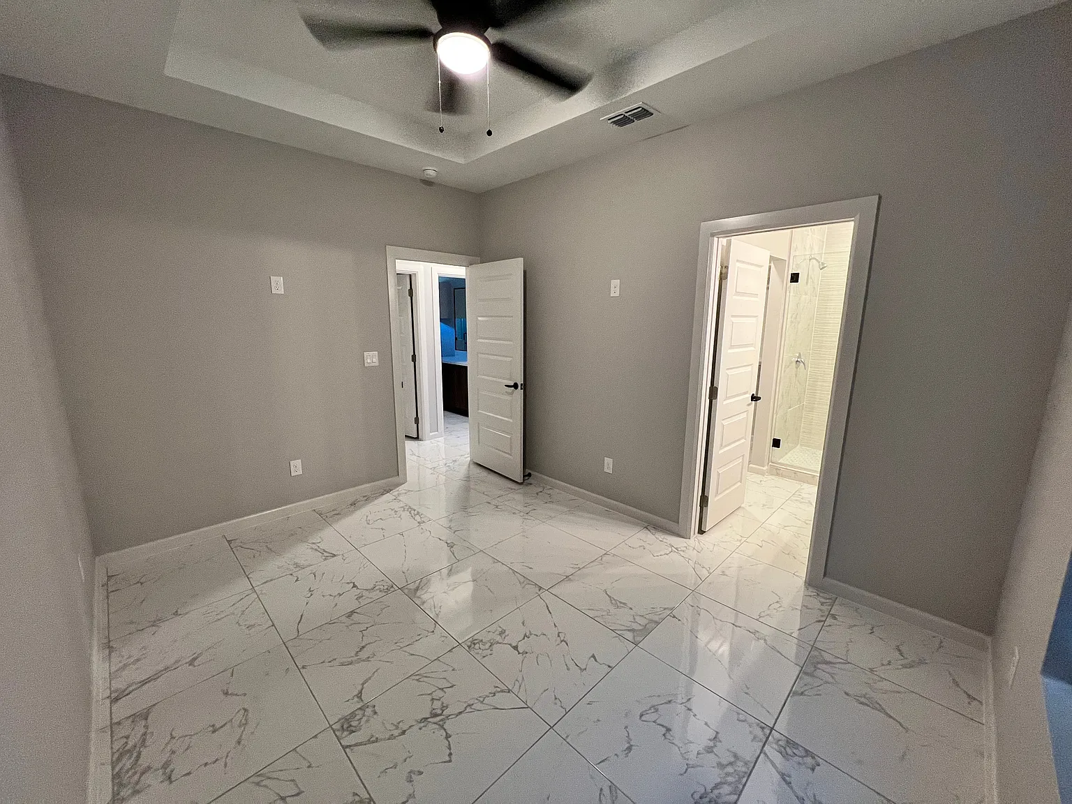 2 bed, 2.0 bath, $1,350 — Photo 4