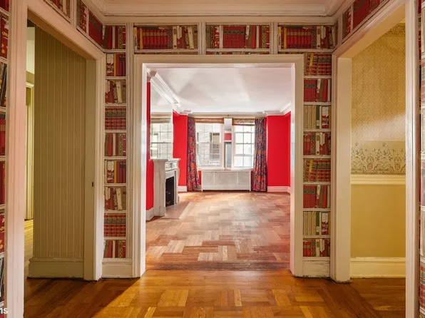 17 East 89th Street image 1 of 9