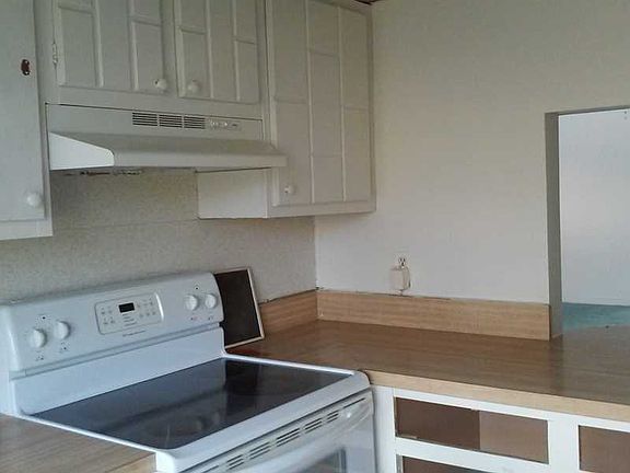 3rd image of 1555 14th Ave