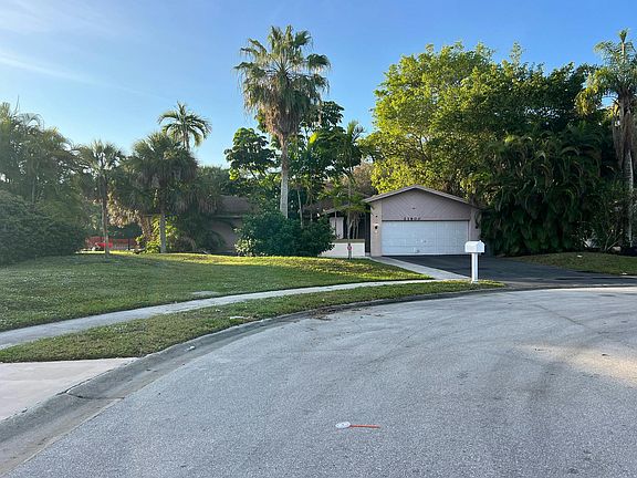 2nd image of 21800 Little Bear Ln