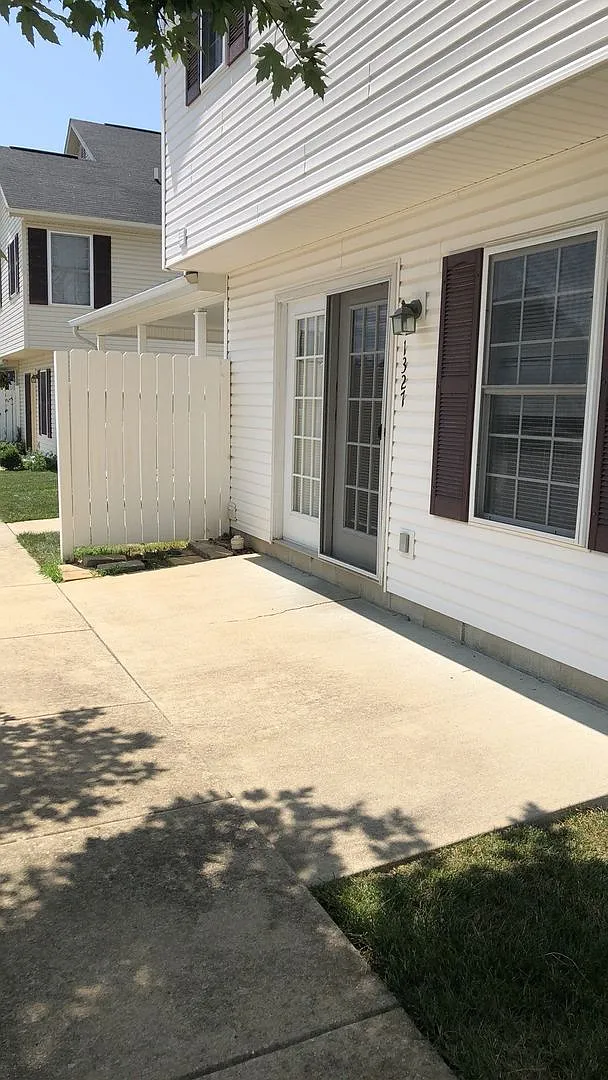 Price Reduction Available August 2026; Monthly Rent $1,395 — Photo 3