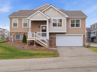 3837 Currant Ln, Elgin, IL