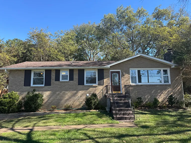 7000 Bonnafair Dr — Photo 1