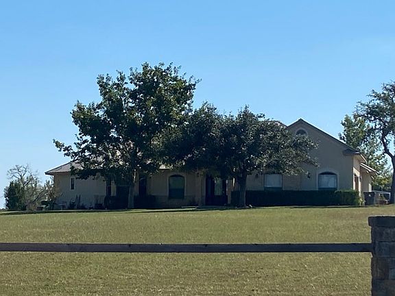 2nd image of 1843 Eastwood Dr
