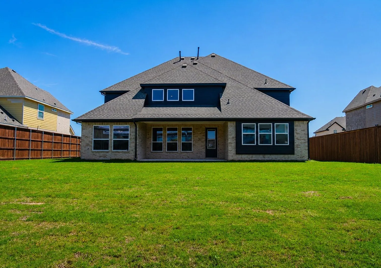 Luxury 6BR Haslet Home 3,961 Sq Ft with Media & Game Rooms In Haslet — Photo 4