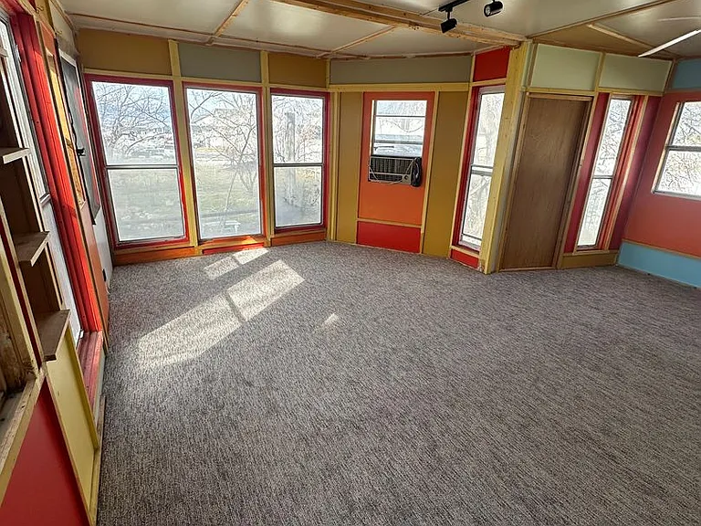 646 South Coleman Street — Photo 17