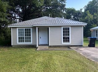 307 4th Ave, Chickasaw, AL 36611