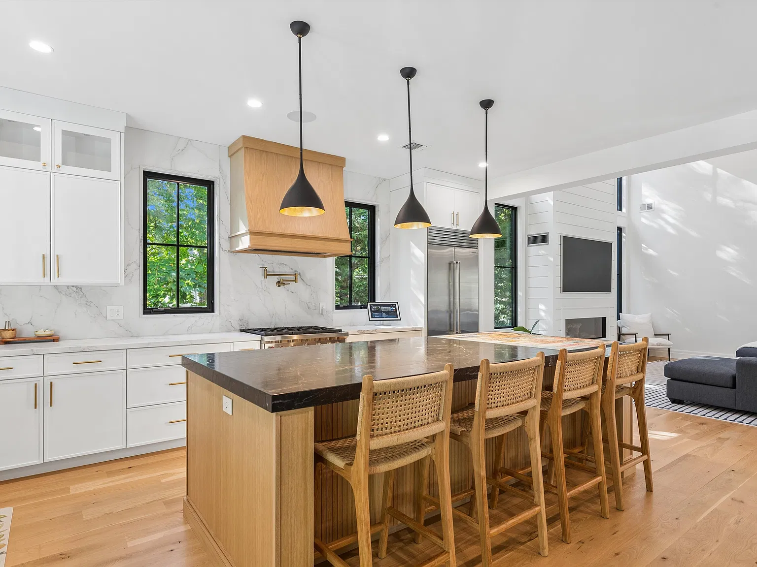 Newly Constructed Luxury Westhampton Beach Rental — Photo 4