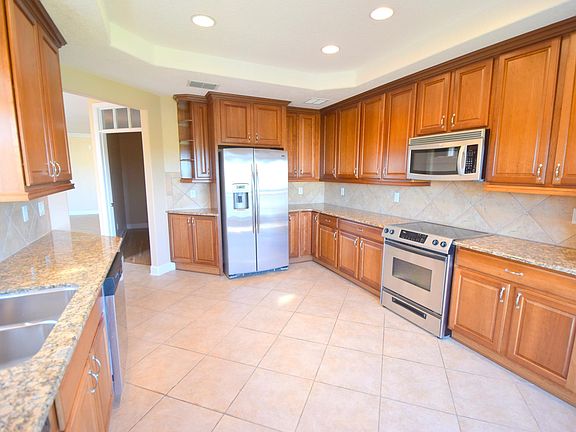 2nd image of 7532 Toscana Blvd APT 542