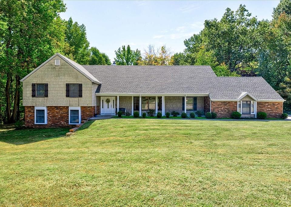 1st image of 3425 Chur Dr