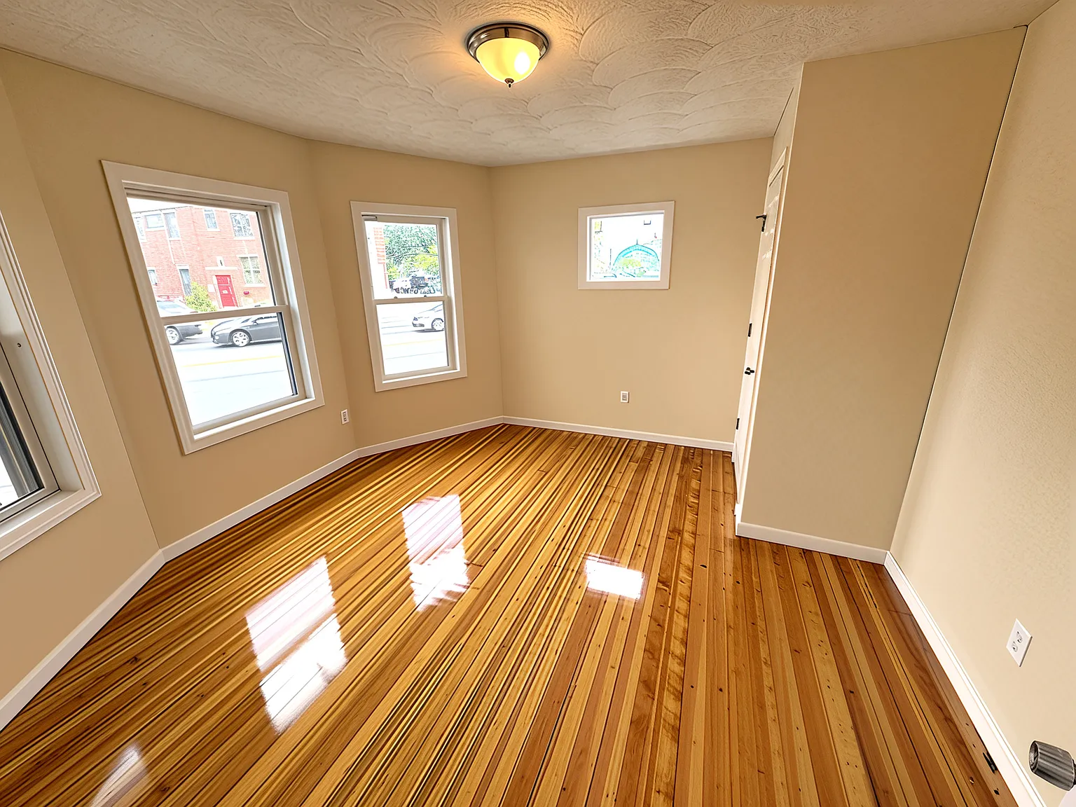 1096 North Shore Rd — Photo 1