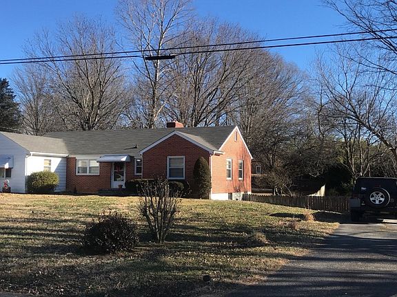 2nd image of 6921 Greenway Dr