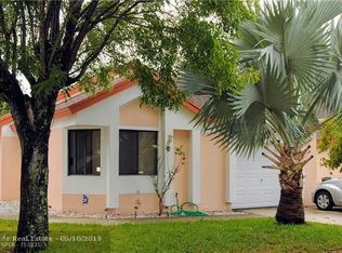 921 E Maple St, North Lauderdale, FL 33068
