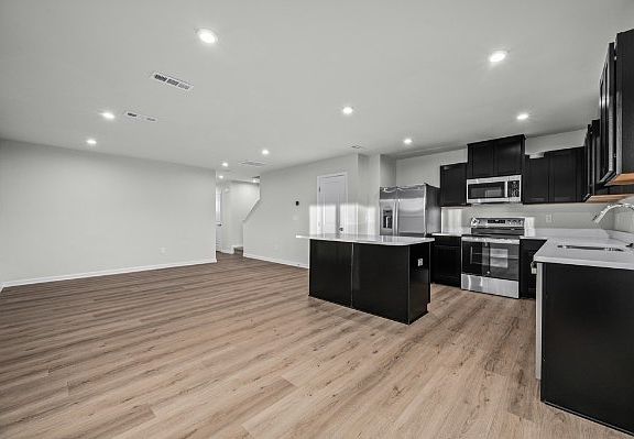 5th image of 106D Bullpen Ct #D